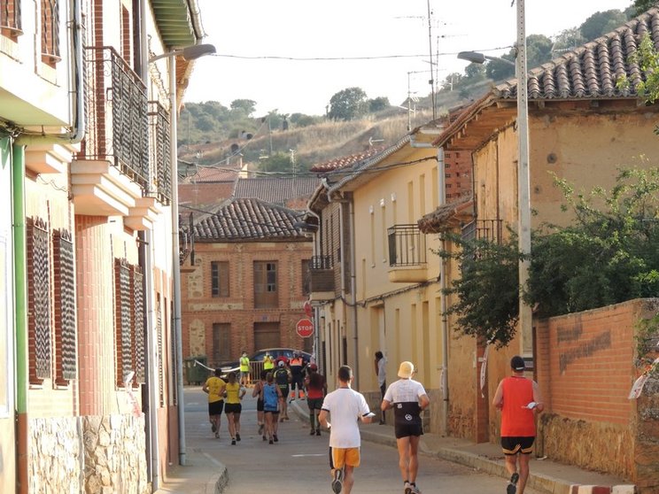 news_zamora's tweet photo. ¡A la caza de la sandía! El Cross Popular Ribera del Eria cierra el agosto deportivo en los Valles de Benavente

https://t.co/CoI3rYKpTY https://t.co/y2dRrYZcVd