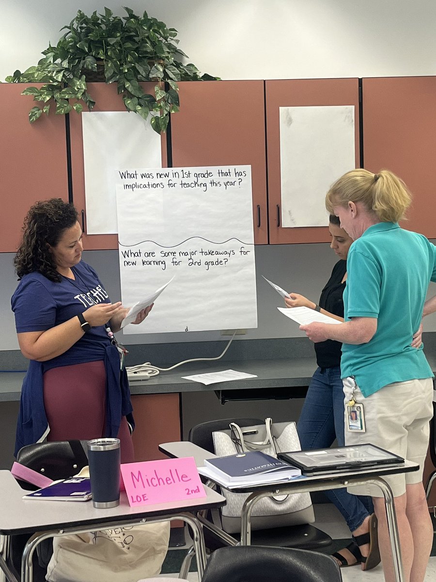 Andrea Strom tweet media