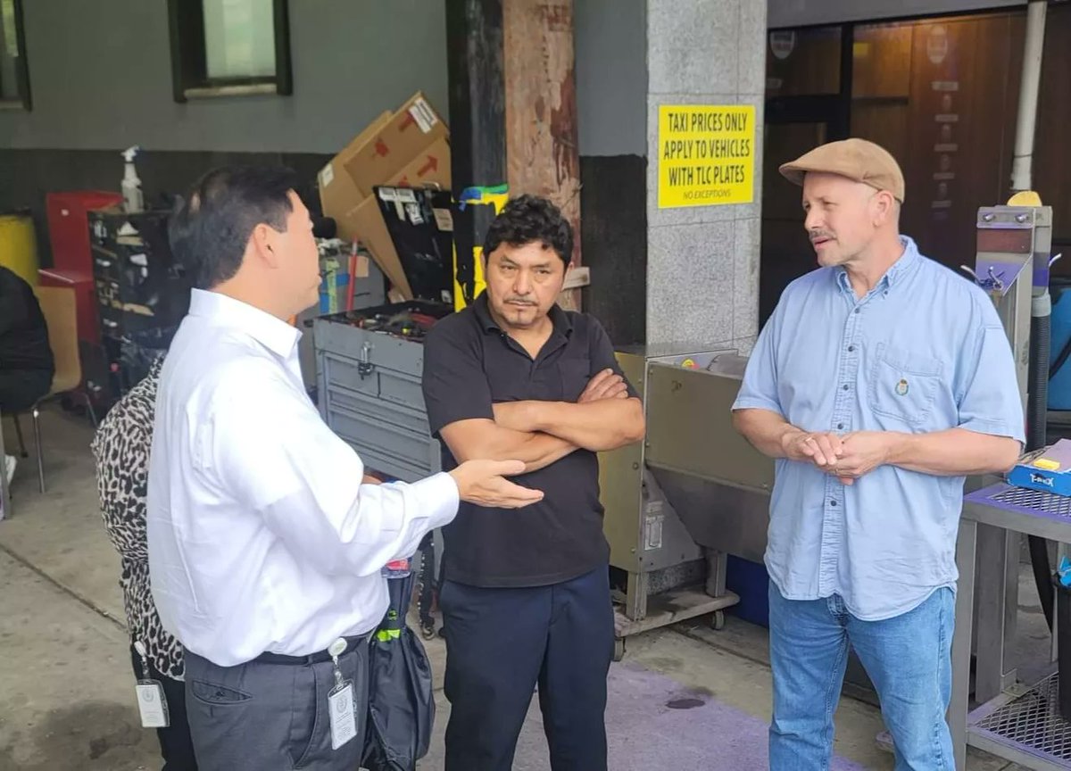 The New Bronx Chamber of Commerce tweet media