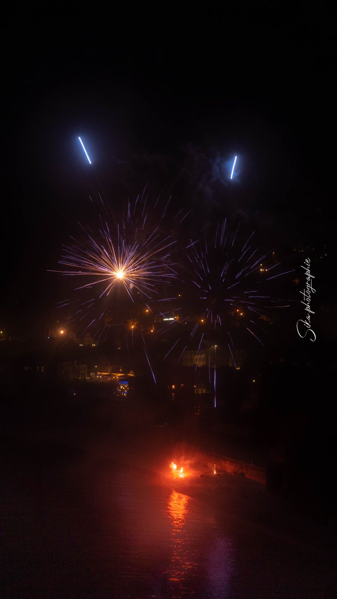 Sikaphotographi's tweet photo. Le 14 juillet 1789, date de la prise de la Bastille (prison fortifiée au cœur de Paris), est bien une journée d'intervention du peuple français, en l'occurrence dans le cadre de son émancipation et de la conquête de la liberté. #14juillet #🇫🇷
#xyzbca #xuhuong #fyp #fypシ 
#photo https://t.co/lA6WyWxnfP