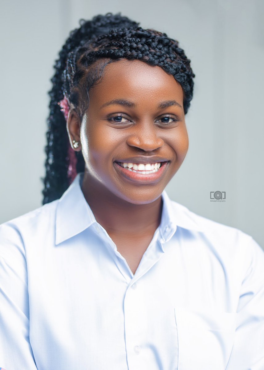 AdwoaAsantewa00's tweet photo. Our struggles may be endless, but energies to accomplish remains unbowed✊🏾🔥
#thewriteimpact✍🏾
JESSICA APPIAH BEHOME FOR SRC GENERAL SECRETARY-KNUST (OBUASI CAMPUS) https://t.co/vR2piYah5X