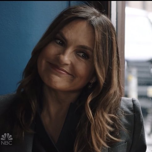 oliviaxstabler's tweet image. ○ single
○ married
◉ in love with Olivia Benson