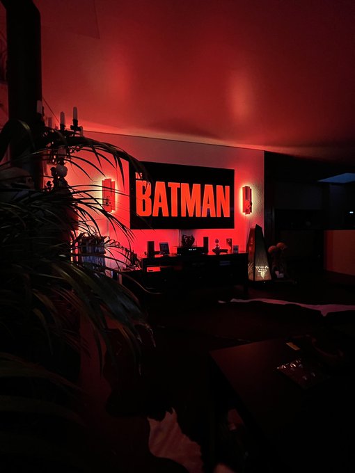 Did you watch the new Batman yet? https://t.co/n3hiKJkUcB