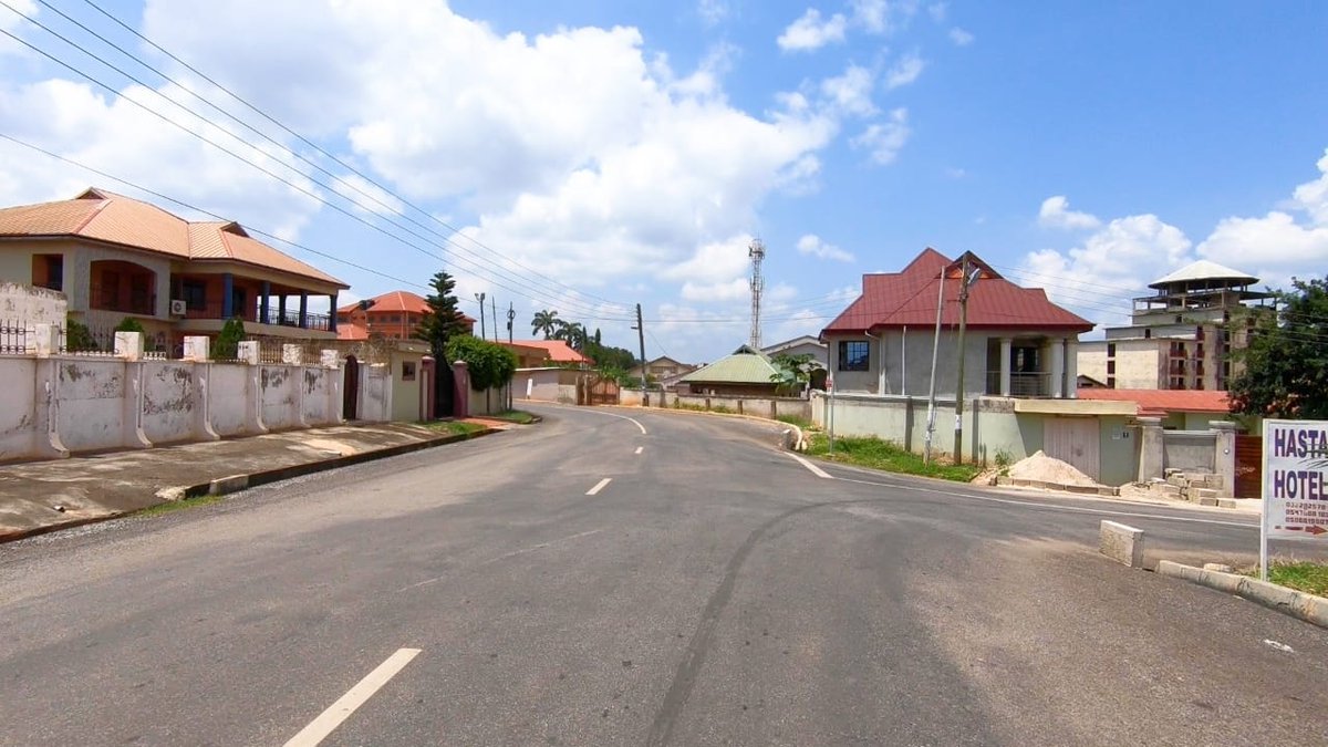 date_africa's tweet photo. 🇬🇭Ghana : The Vice President of Ghana, Dr Mahamadu Bawumia, today, Monday, August 1, 2022, commissioned the 100km Kumasi Inner Ring Road and Adjacent Streets Project..
#utdaghana #utdainfo #utdaKumasi_Inner_Ring_Road #utdakumasi #utdaroad #utdaAdjacent_Streets_Project https://t.co/ctBMMjR8oY