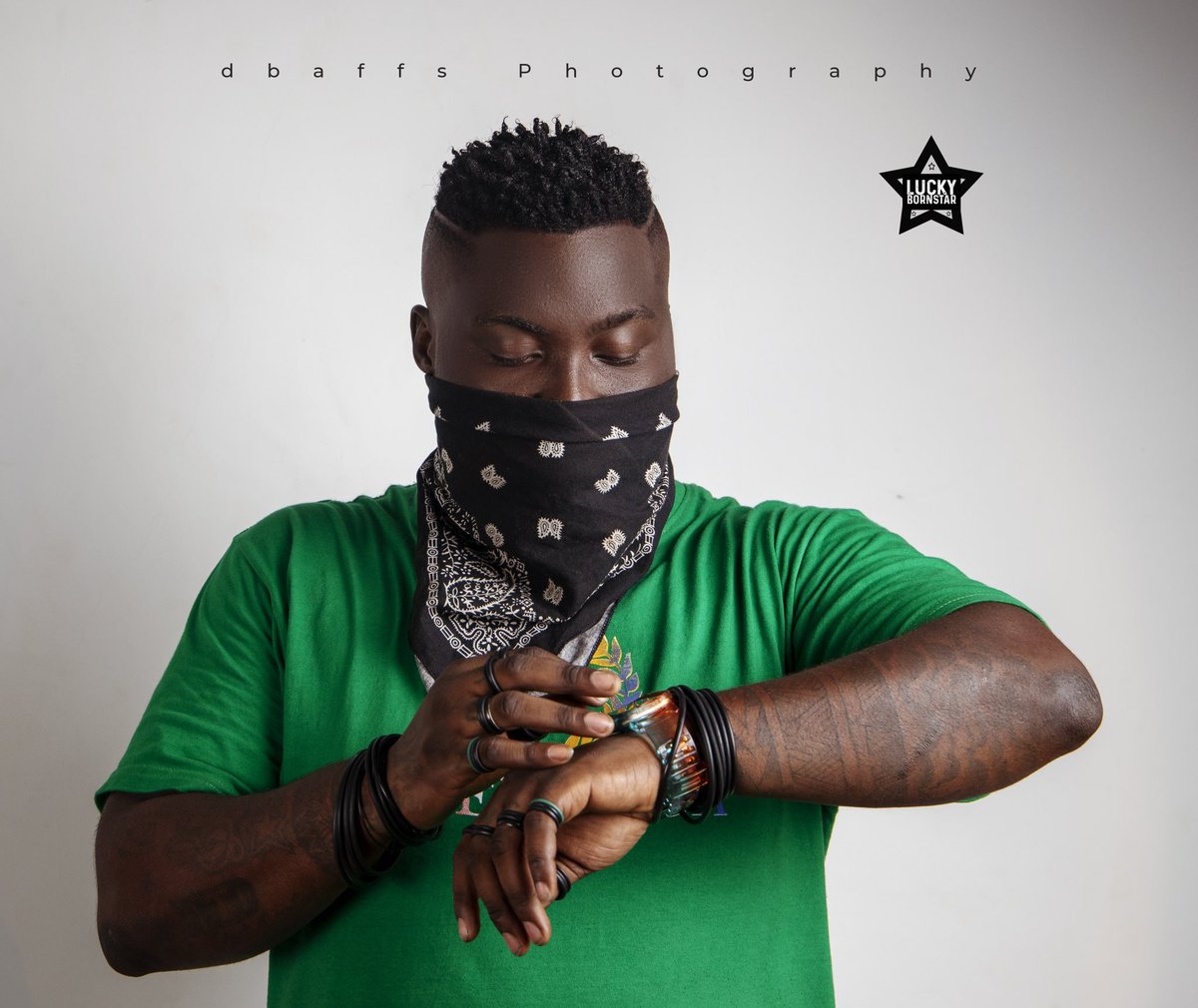 Rtdworldwide's tweet photo. No Need To Fit In - STAND OUT mayn @LuckyBornStarr @Rtdworldwide @charlesbornstar @Blackerblackgh @Oseikromni @ApyaGH @BKCBoss @DanielBaffoe17 @Sergiomatic #luckybornstarworldstar #rtdworldwiderecords #hiphop #worldwide #viral #life https://t.co/puuvX5iUsQ