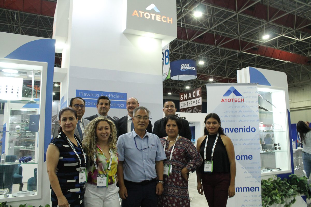 RevistaDColor's tweet photo. Durante el evento #SurfaceFinishingMéxico2022, se contó con la participación del equipo de #Atotech, una empresa líder en tecnología de productos químicos especializados.

#LaRevistadelColor https://t.co/PVteaxu8kP