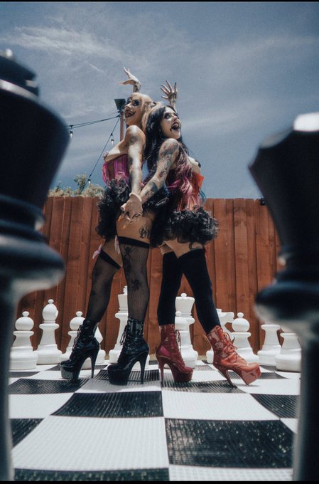 hawkxlunacore https://t.co/vZIjREVyty