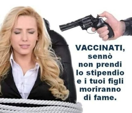 gianfrancomer11's tweet photo. il greencazz, lo #sporco #ricatto sul lavoro. https://t.co/uR438GTw9m