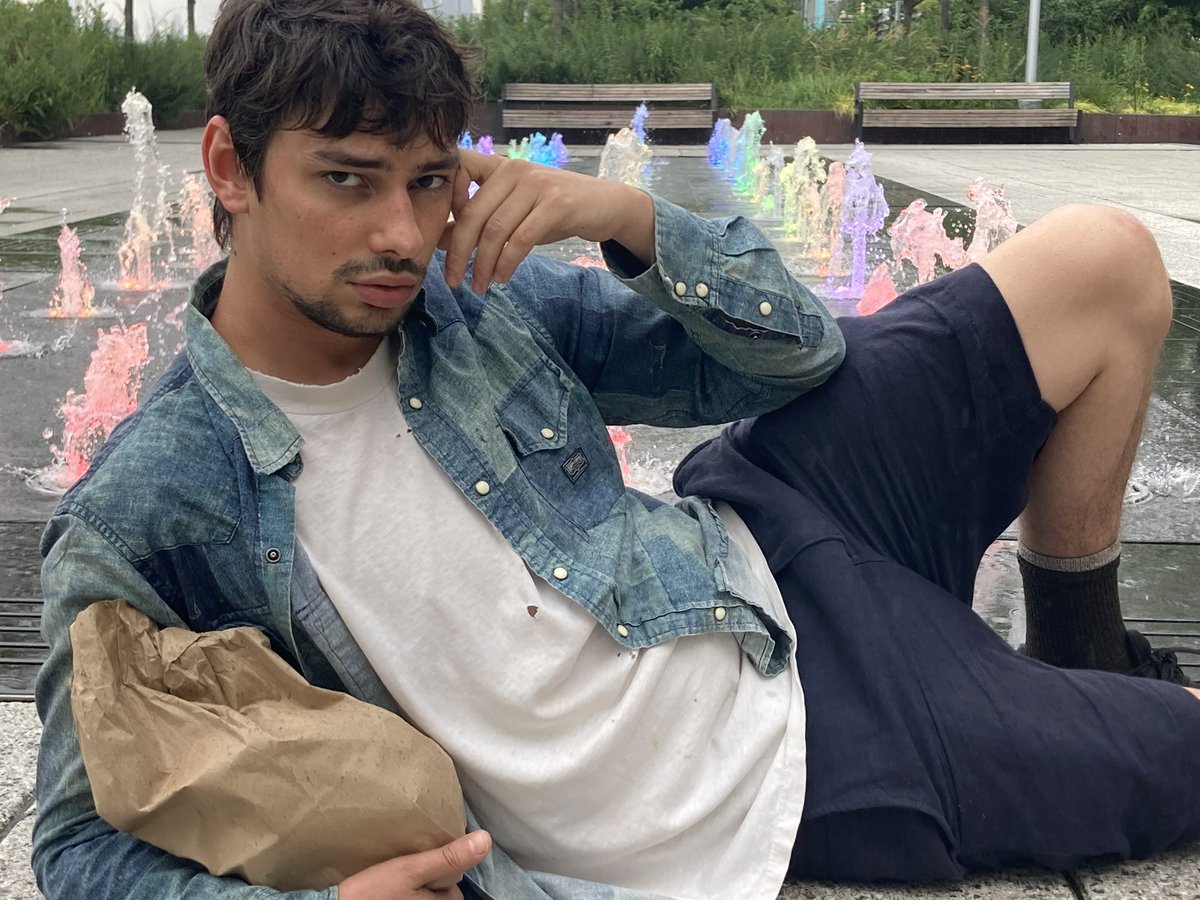 devbostick's tweet photo. I’m 5’11 1/2 and im with Innovative https://t.co/hLF1o5qMzQ
