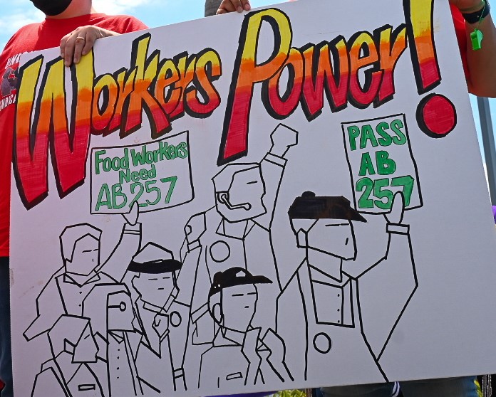 #AB257 is about two things: worker power and corporate accountability.

We’re joining <a href="/FightFor15/">fightfor15</a> to organize and mobilize to WIN. But, we need to make sure <a href="/CAGovernor/">Governor Gavin Newsom</a> <a href="/GavinNewsom/">Gavin Newsom</a> supports the bill! 

Governor: Stand with California’s Fast Food workers!

#CALeg