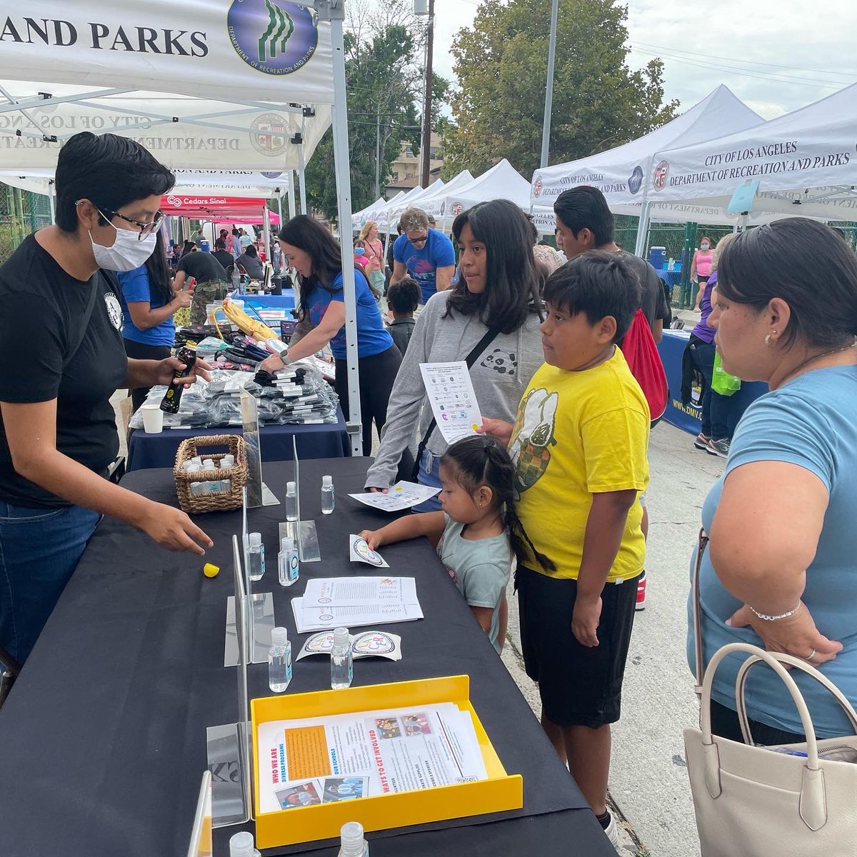 Thank you <a href="/AsmRichardBloom/">Assemblymember Richard Bloom</a> for including <a href="/LACERstars/">LACER Afterschool</a> in the 6th Annual Hollywood Family Resource fair this past Saturday.