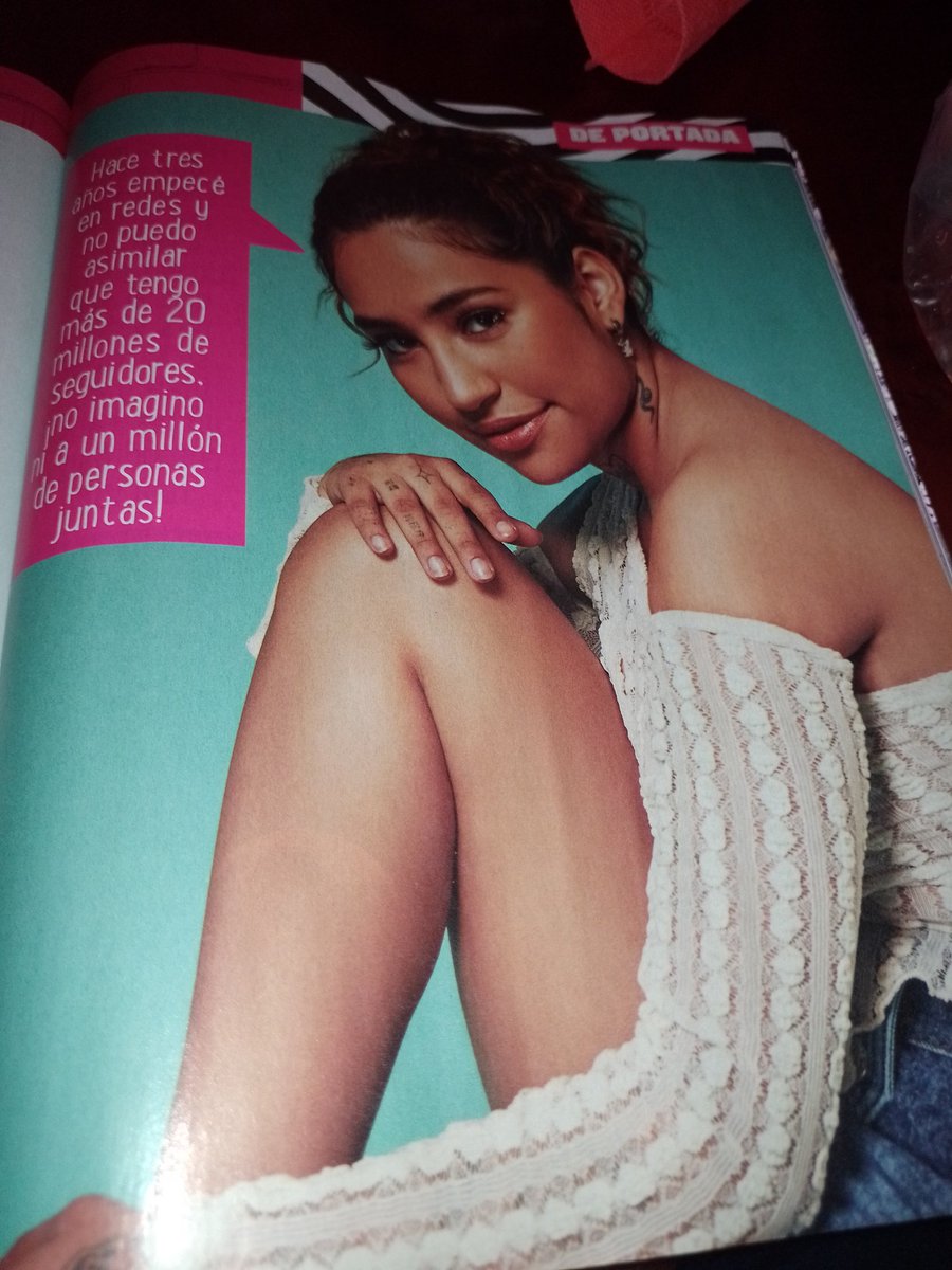 Edithpergo's tweet photo. JIMENA REVISTA TU https://t.co/bmPpXfhBkl
