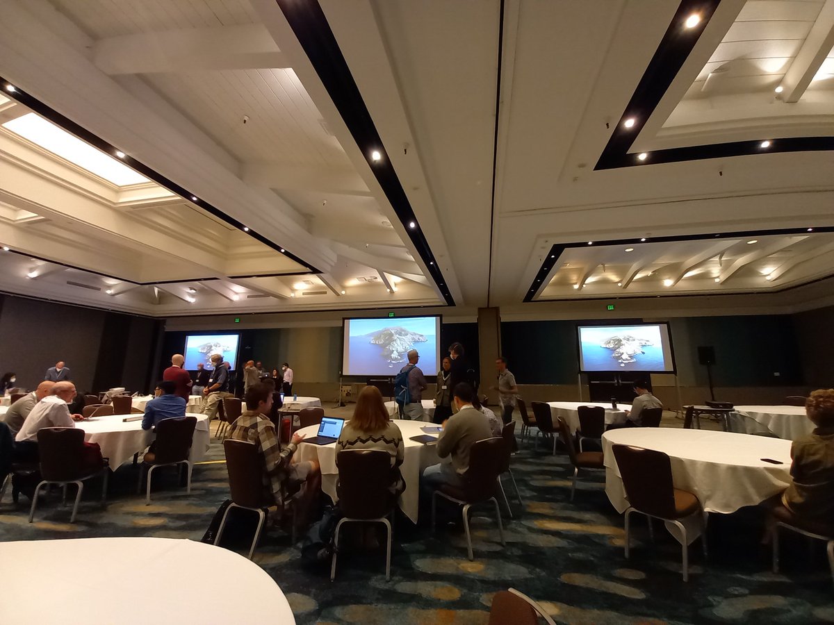 FlorentBrient's tweet photo. Two weeks in the US for the #CFMIP and the @GEWEX_WCRP #panGASS.
Great conferences, lots of new interesting things. It makes me think differently about how we should approach certain scientific questions.
I'll try to make a small summary asap. https://t.co/BNumrJlpzb