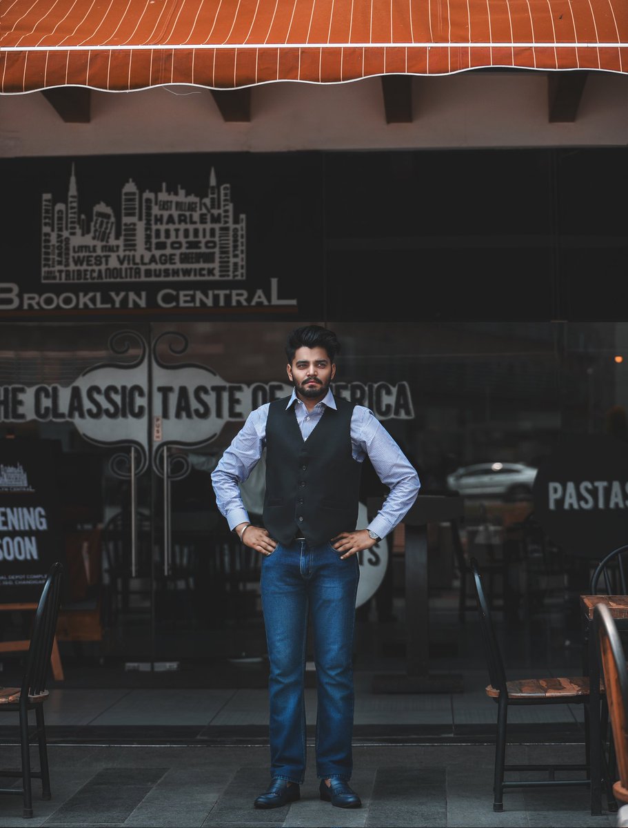 LaModeMens1's tweet image. The contemporary wardrobe staple that is an understated way to stay sharp

Do you like? Yes or No
 
.
.
.
Comment👇
.
.
Follow Us For More
@lamodemens
Turn On Your Post Notification 🔔 
#lamodemens 

#dapperlife #classydapper #dapperoutfit