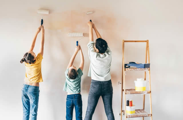 _KatrinaThomas's tweet photo. Make renovating your home a family affair with these tips. #transformation #homeprojects  https://t.co/fcVKQmzGoj https://t.co/YtIE3oGv4N