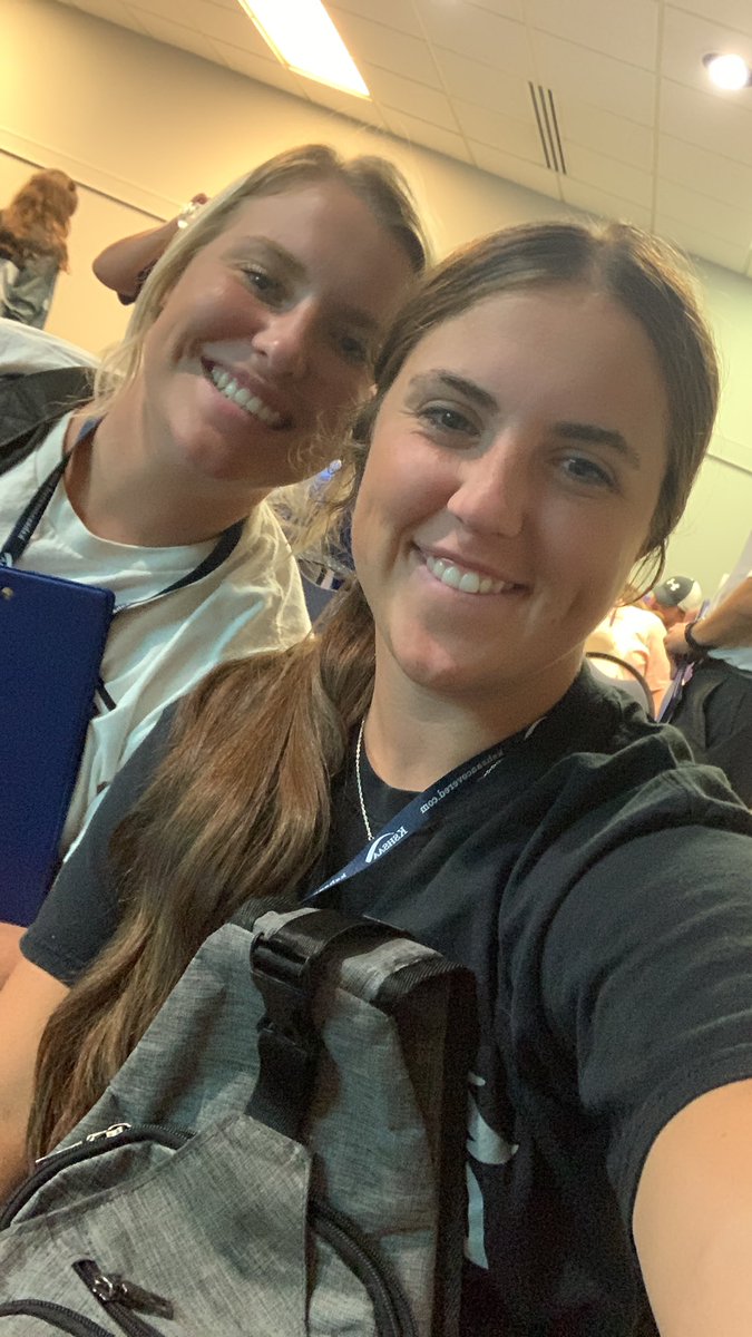 BHS Softball🥎 tweet media