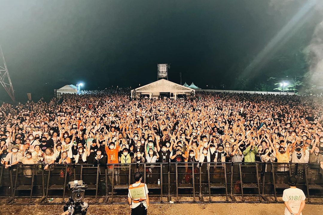 si_bonobo's tweet photo. So good to be back in Japan for @fujirock_jp! https://t.co/8f55vizvHm