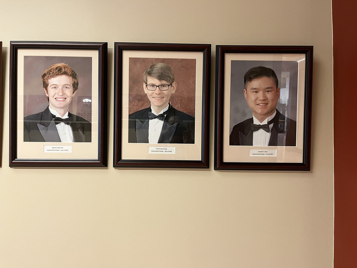 jordan_mignon's tweet photo. PHS National Merit Scholars!  Andrew Hull '2018, Nicholas Gray '2020, Kenneth Chew '2022. Thank you to Arts Eclectic for your generous donation and expertise. @PHS_Principal @nicholascg17 @And_Hul https://t.co/jetoOyGnRK