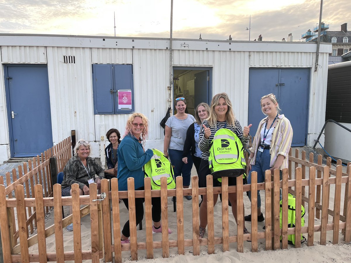 WhiltonSarah's tweet photo. Pineapple project out in force on firework night promoting safety for young women and girls #chesilhiddengirls #vawg #childexplotation #dorset #weymouth @ra_ra83 @missgsy @sue_dafter @DorsetCouncilUK #pineappleproject https://t.co/Z3k3Sb6pcI