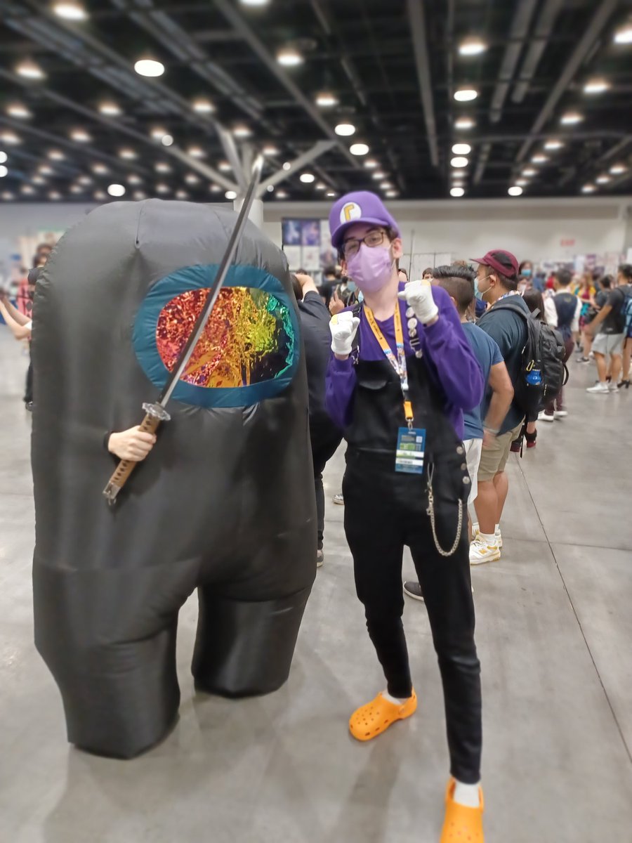 infinigummy's tweet photo. Just got back from #AniRevo #Anirevo2022 !!!!! 
As a result at 6pm MDT tonight (4.5 hours) I will be doing a ROOM DECORATING stream where I show off all the merch I bought, photos I took, and memories I made 🥺💖
all art I got will be credited where possible!!! 💖
Hope to see u! https://t.co/WdUIgKVRRp