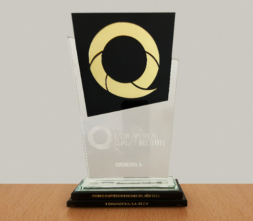 WerfenMx's tweet photo. ¡Recibimos el premio a Empresa Mexicana del Año!
Por segundo año consecutivo, @LAQI_quality nos reconoció  por nuestra amplia trayectoria en el #SectorSalud y compromiso de brindar soluciones innovadoras de diagnóstico in vitro para contribuir a mejorar la vida de los mexicanos. https://t.co/Z9VEBkLZCc