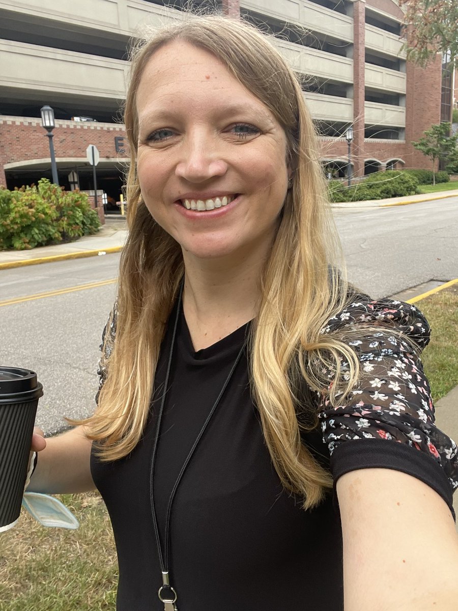 Session presided and one talk done! Busy start for me at #BCCE2022