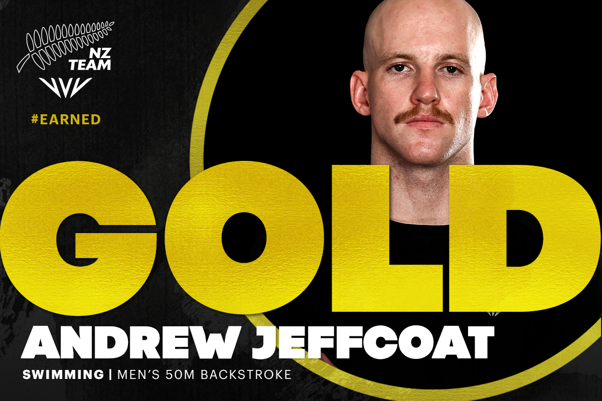🥇 GOLD 🥇

Our swimmers continue to impress!!! 

Andrew Jeffcoat will be taking home a GOLD in the Men's 50m Backstroke 🔥

Well and truly #EARNED🌿
#KoTātauTeKapaAotearoa 
#WeAreTheNZTeam
<a href="/SwimmingNZ/">Swimming New Zealand</a>