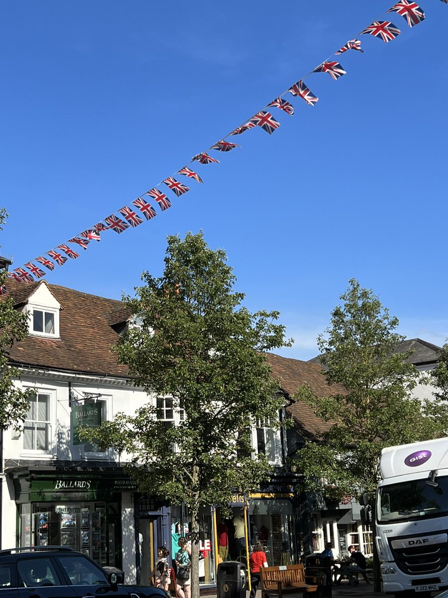 8th Worthing Sea Scouts tweet media