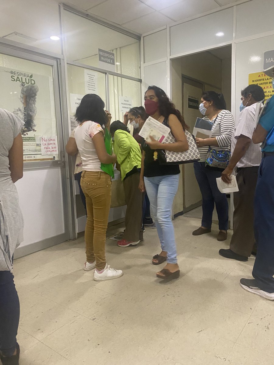 Aaron_mas's tweet photo. Podrán auxiliar al Delegado del IMSS que no funciona él servicio de Tomografía, pacientes con reclamos justificados https://t.co/Q3VKLd8wYM