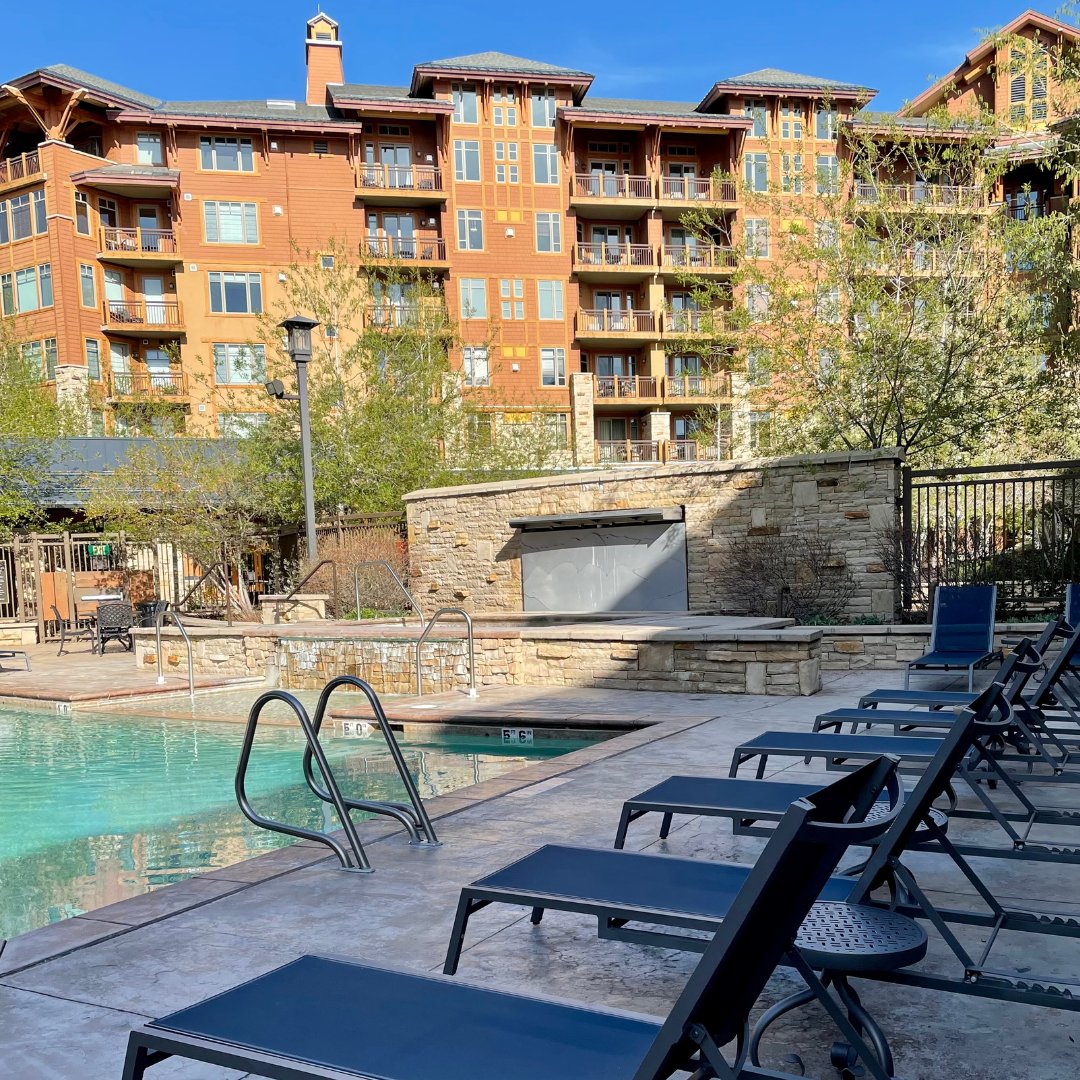 You deserve to relax by the pool this summer ☀️