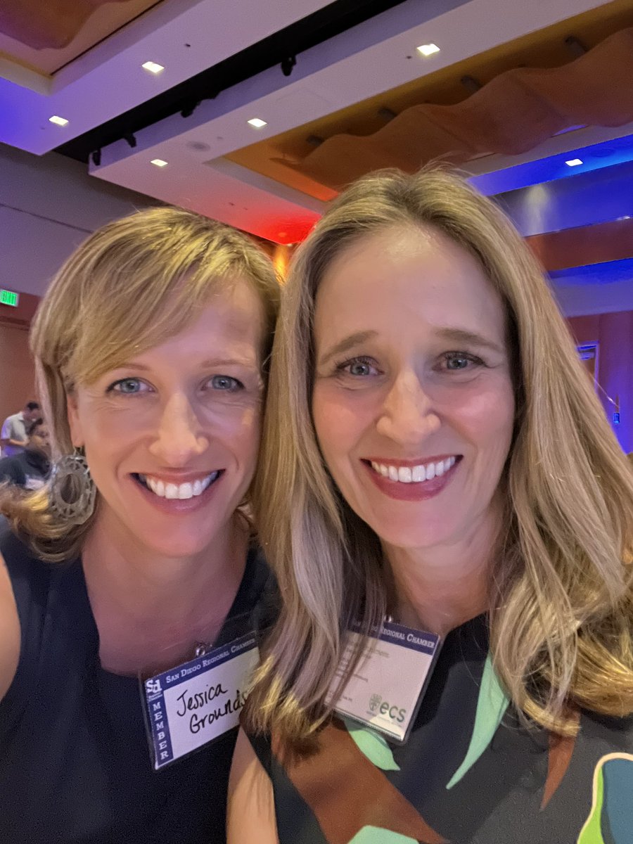 JessicaNGrounds's tweet photo. Great to be at the @SDChamber #DCinSD congressional luncheon hearing from our SD Members of Congress with friends like the wonderful @ewfitzsimons. @kenjbarnes1 👍 job moderating! https://t.co/9Db2yQkhsy