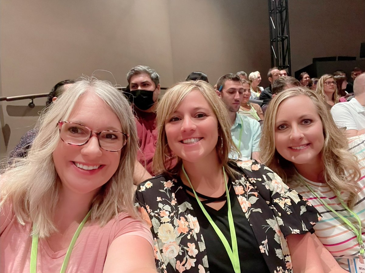 AliciaBloyd's tweet photo. @SolutionTree #AtPLC https://t.co/p4C3dHI8yc