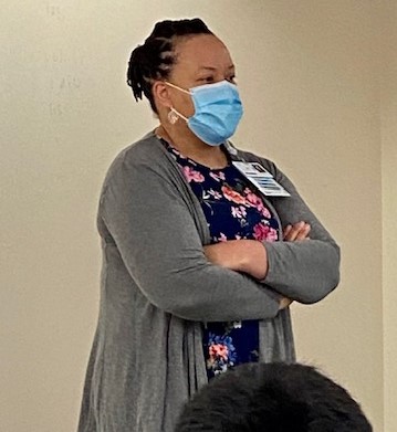 RunCollegiate's tweet photo. What a great kick-off to the Summer Bridge Program for tenth graders who are exploring the medical field. Thanks to Sentara Princess Anne Hospital President Dana Graves for greeting our students. What a wonderful partnership! @grcollegiate @vbschools @rjbnvb_joe @BeachSupe https://t.co/LH4hIOQNpN