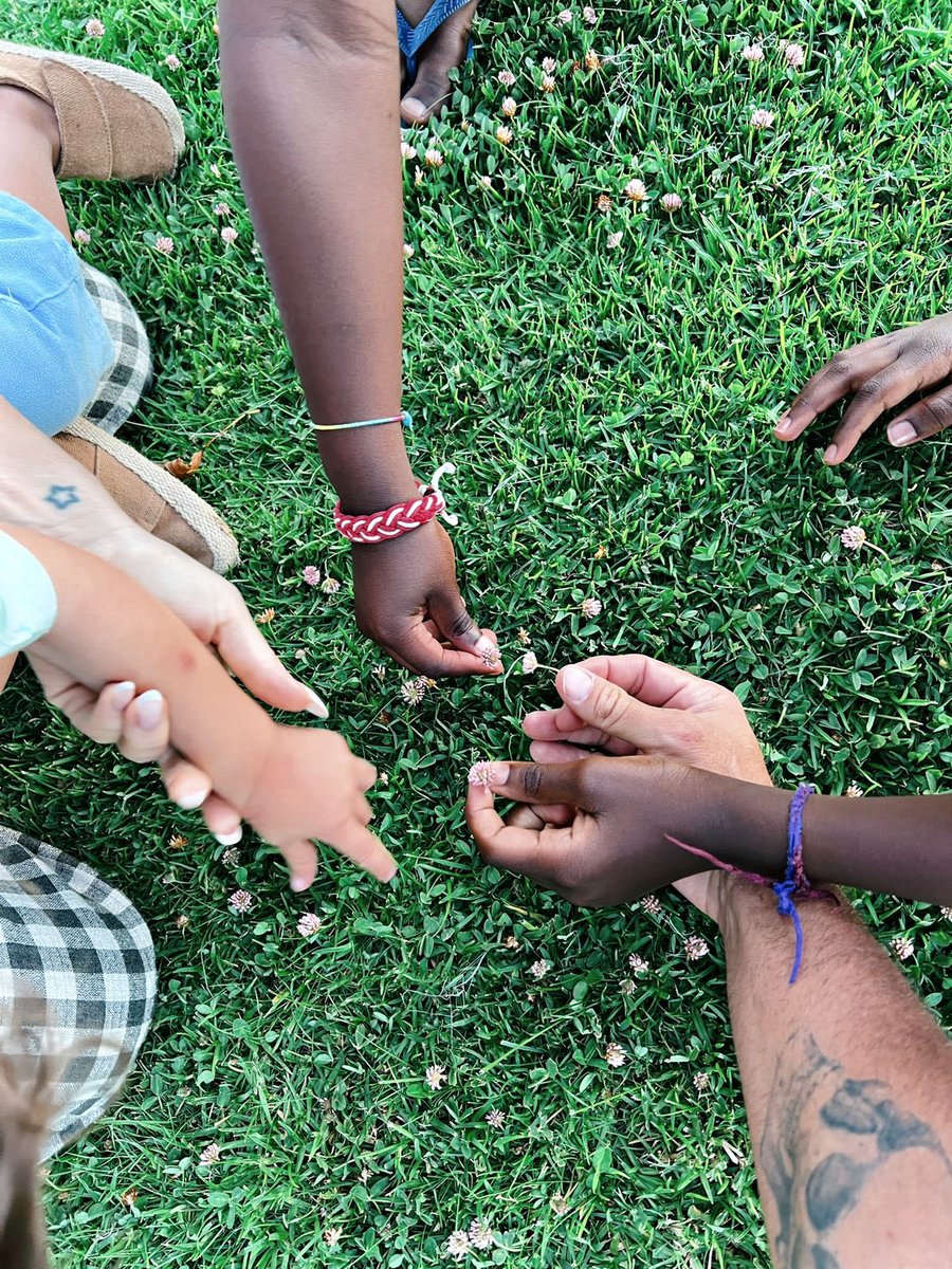gioewbank's tweet photo. Seguiremos, serenos, com amor. E caminharemos deste nosso lugar de privilégio nos comprometendo a seguir combatendo ativamente na luta antirracista pois, mais uma vez: racismo é crime. 
 
Giovanna e Bruno 🖤 https://t.co/SonLzF6rFu