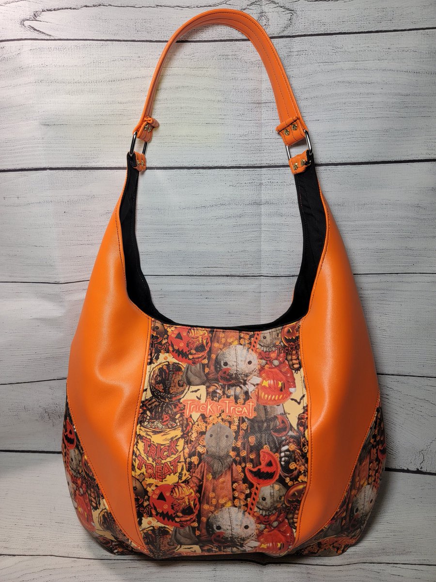 Zericon's tweet photo. Excited to share the latest addition to my #etsy shop: Trick R' Treat- Sam Inspired Shoulder/Hobo Bag Purse https://t.co/ndvss2QixZ #sam #trickrtreat #horror #halloween #checkyourcandy #lollipop #zippyclutch #wristlet #orange https://t.co/NufuygvCpK