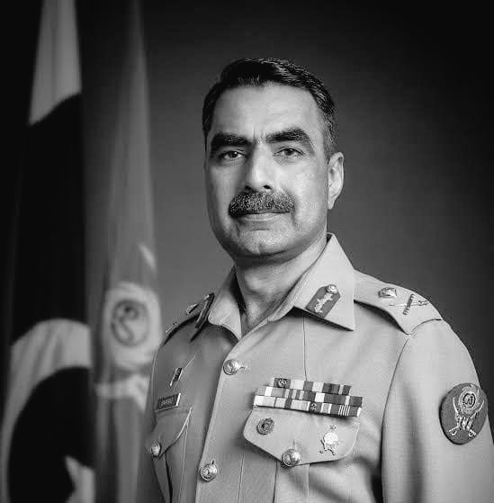 سب عہد وفا کے نام کیا ⚔ 🇵🇰

Corps Commander XII Corps, Lieutenant General Sarfraz Ali