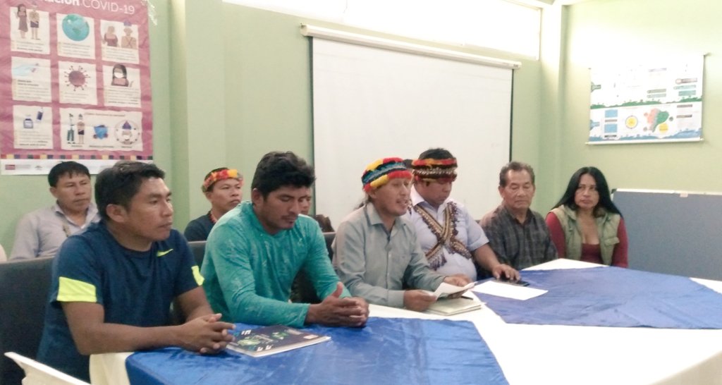 davidgrefadg's tweet photo. Rueda de prensa, la Federación de la Nacionalidad Shuar de Pastaza trata sobre el tema de los precios justos en la tabla #fenashp #confeniae #pastaza https://t.co/152VKZOoQk
