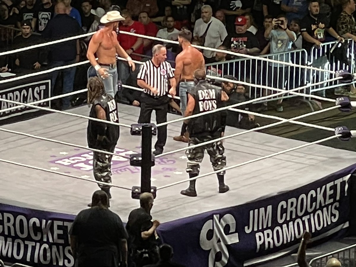 Derik Zoo tweet media