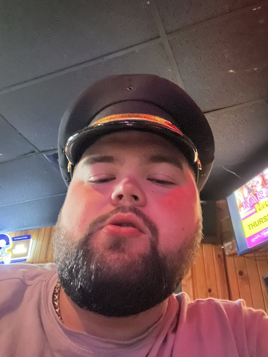 Shirtless_Sam54's tweet photo. Yo https://t.co/sv38jNqrne
