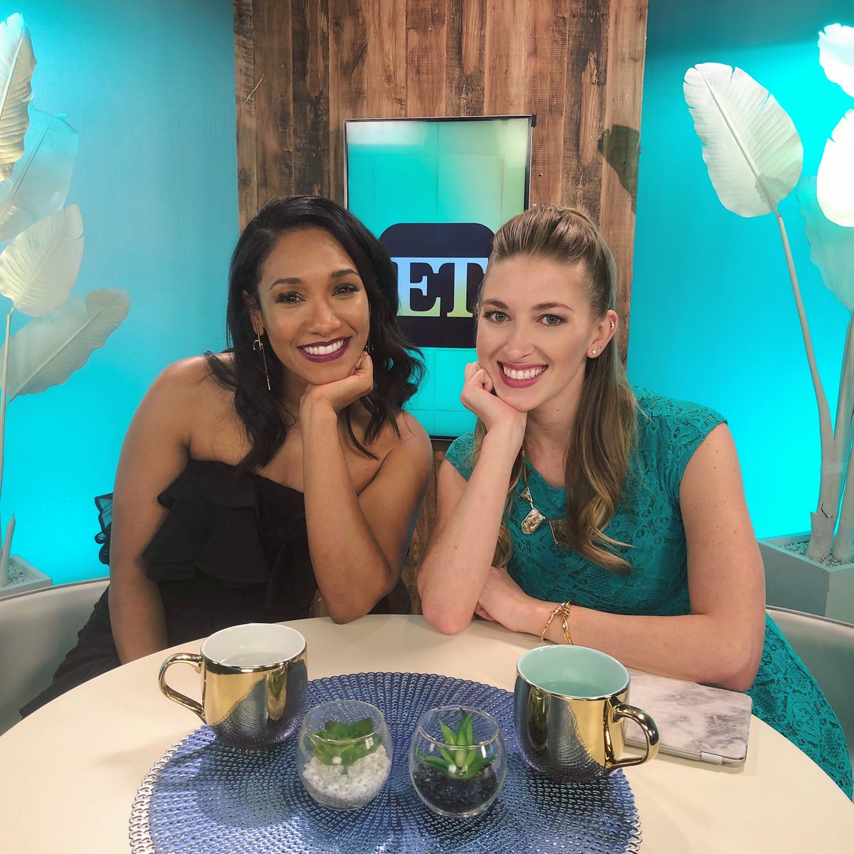 Also... <a href="/ewrote/">Eric Wallace</a>, it sounds like this is our last chance to try and get this reporter and our favorite ace reporter <a href="/candicepatton/">Candice Patton</a> together in the same scene. What do you say?