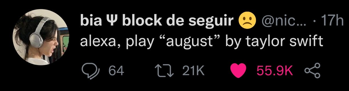 liamsevenaugust's tweet photo. she was getting hit tweets last week because of #jetgate and now she's getting hit tweets with august she's always the main topic of conversation https://t.co/qAFAIabO3I