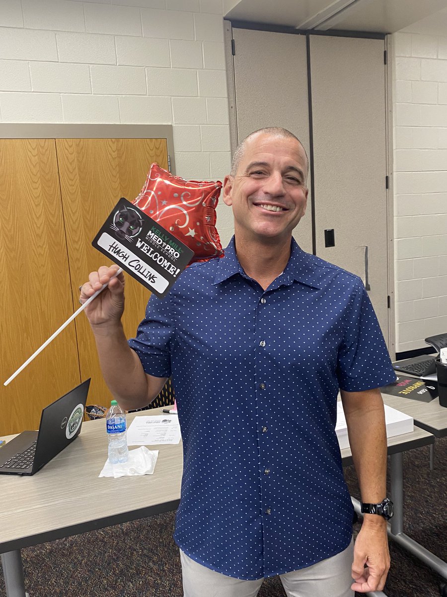KMMPMPanthers's tweet photo. 2022-23 #NewtoTwo has been a great day! We welcome our new staff to #KMMPM & @RichlandTwo! This is going to be a great year! https://t.co/jR99jwkgLK