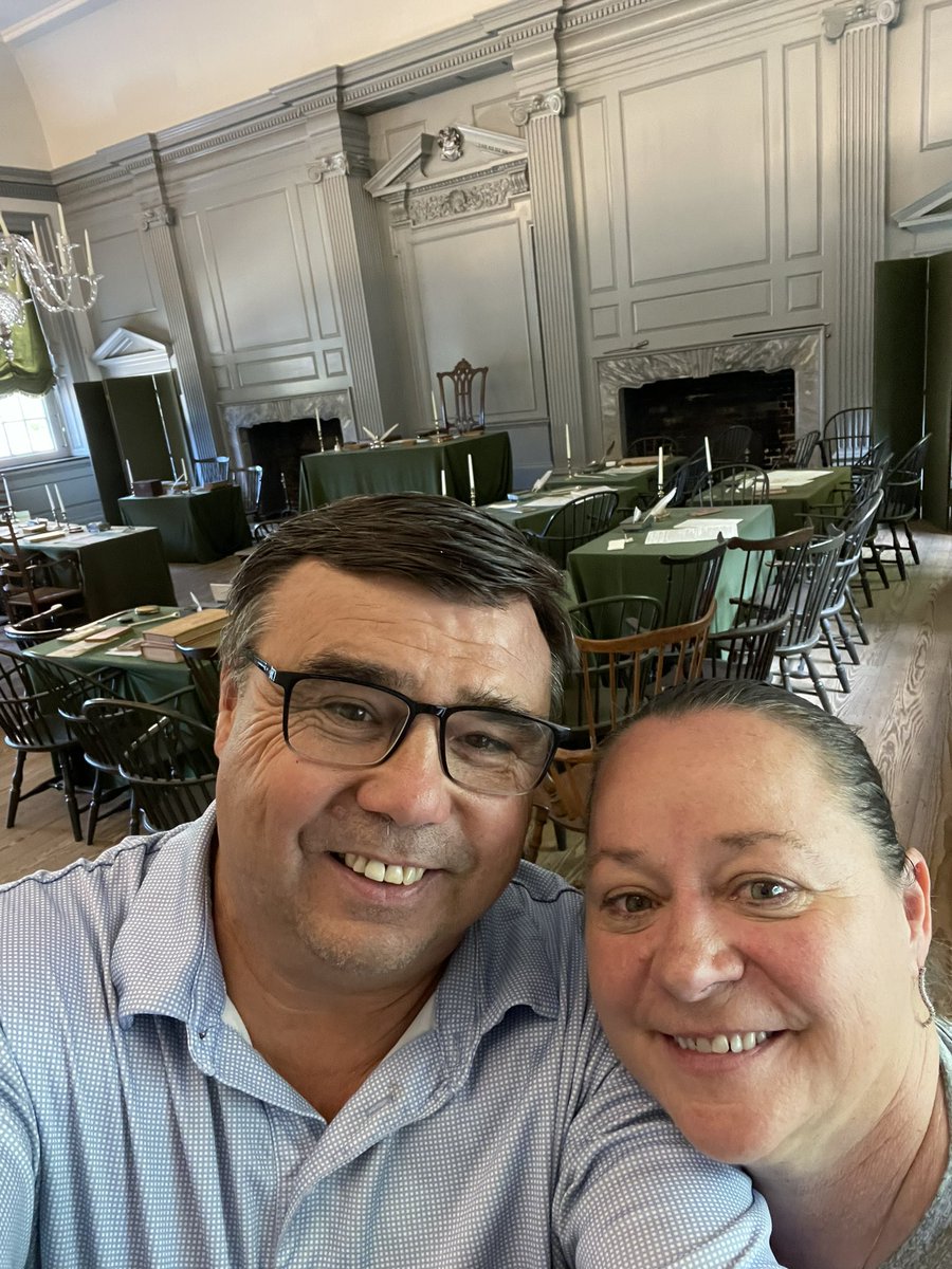 MabreyBuster's tweet photo. Home Sweet Home! Philadelphia, 2022 was a blast. #independencehall With @justlorimabrey Proud to be American &amp; New Mexican #chiletime https://t.co/d7yZQN9Mqs