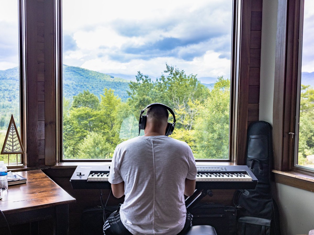 ndrewllen's tweet photo. Mountain Music #photooftheday #music #photography https://t.co/tMkKKnfTWL