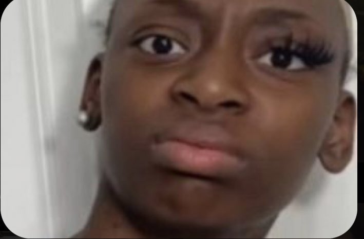 luvforlesb1ans's tweet photo. nah pull up all the owen’s bank statements rn #LoveIsland https://t.co/amaLpgCcvL