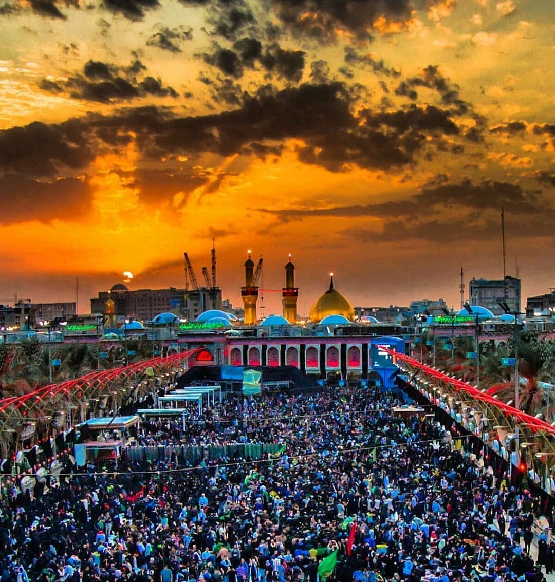 Shia_posting's tweet photo. @POTUS Arba’een is the world’s largest annual pilgrimage. Each year,as many as 25 million Shi’a Muslims partake in ziyara,converging in southern Iraq to mark the end of a 40-day mourning period.Pilgrims travel from all over the world to walk the 50 miles between the holy cities of Najaf https://t.co/L5sxuhKKfD