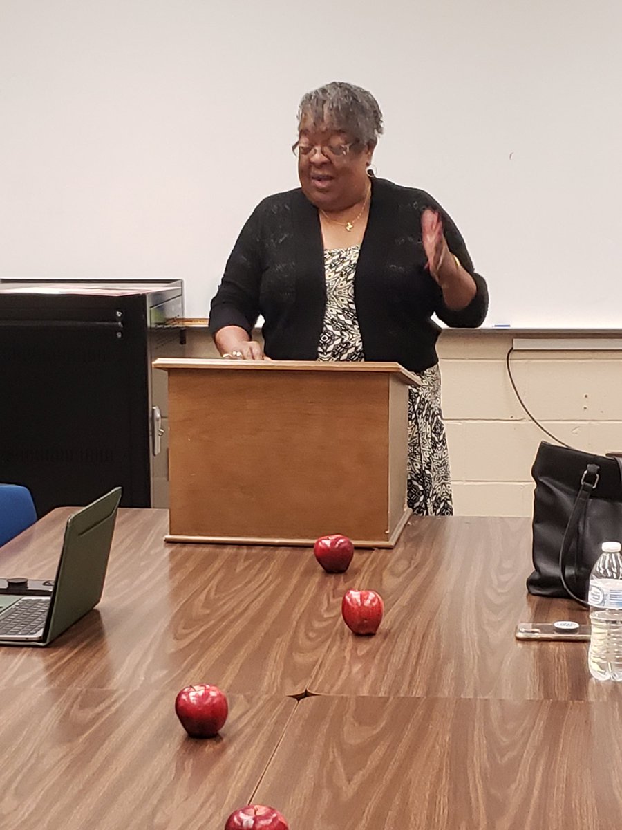 Dr. Freda J. Allen tweet media