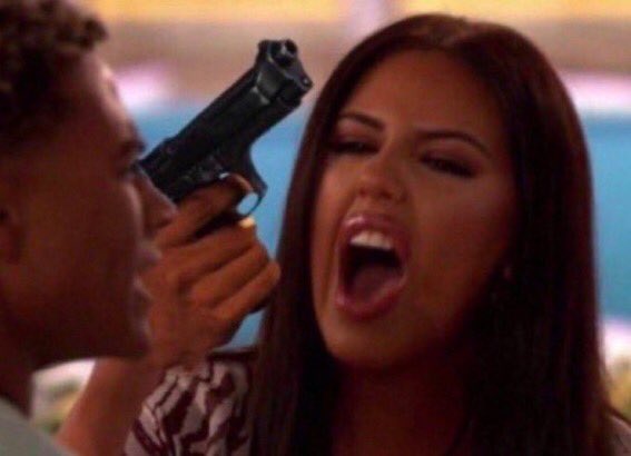 luvspideyman's tweet photo. #LoveIsland if ekin sue and davide don’t win imma lose my shit https://t.co/lBDY08jysM
