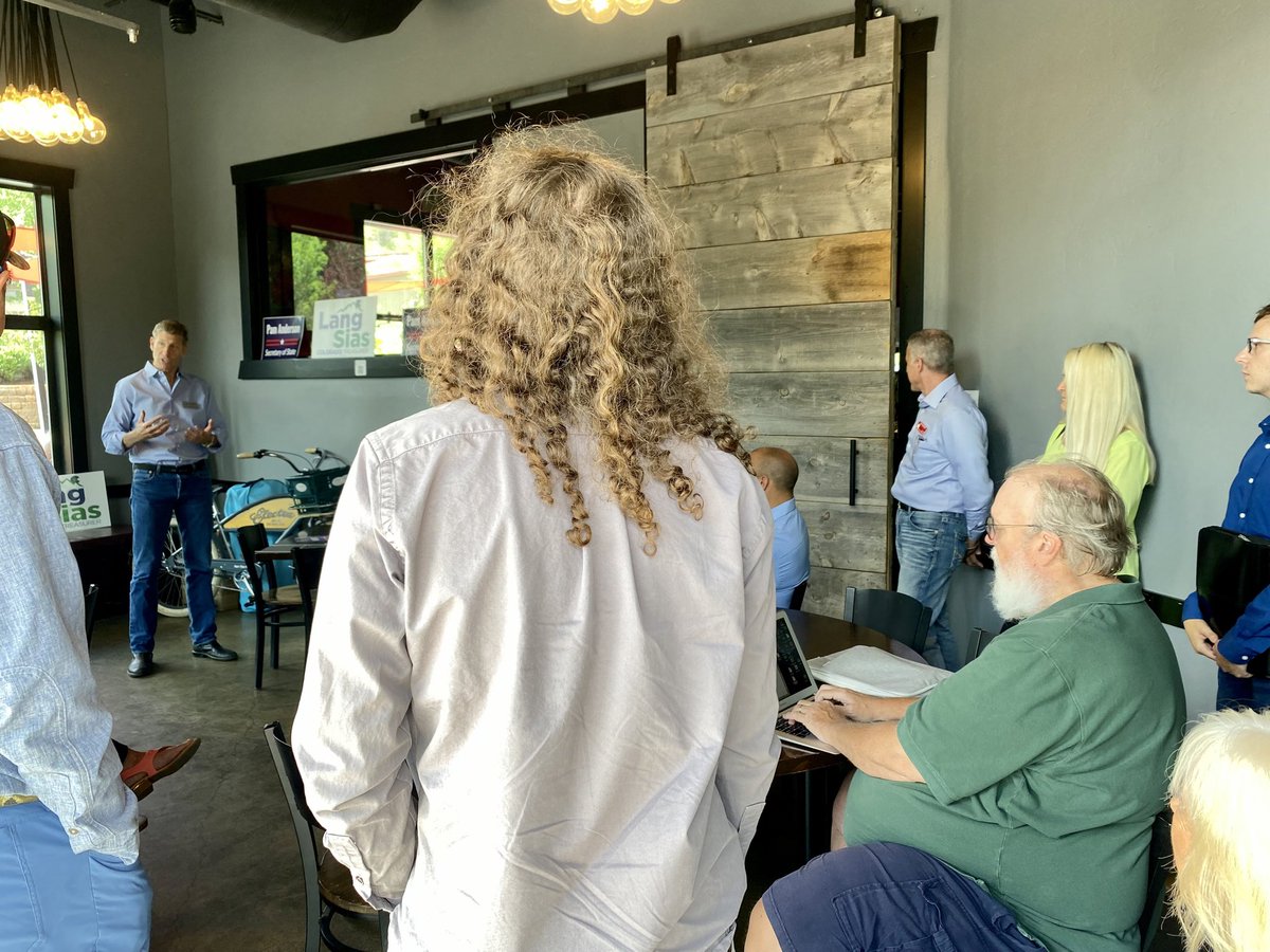 LangSias's tweet photo. Enjoyed visiting with folks in Glenwood Springs, Eagle and Grand Junction this past weekend. Learning how best to serve the people of Colorado from all over the state is a top priority. #costatetreasurer #langsiasforcolorado #transparency #copolitics #ColoradoCommonSense https://t.co/wPjoe5p9nc