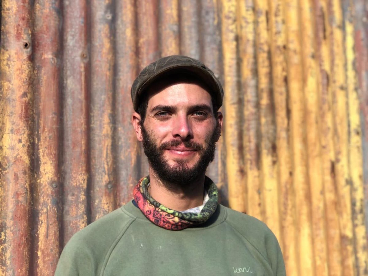 Inia_Kampenaike's tweet photo. ✅Hoy queremos destacar el nombramiento del Ingeniero Agrónomo MSc. en Recursos Naturales, Gabriel Zegers Müller, como el nuevo director regional de @MagallanesIndap Hasta la semana pasada, Gabriel se desempeñaba en la Unidad Hortifrutícola de @Inia_Kampenaike
Felicitaciones! https://t.co/JrwjQByoiM